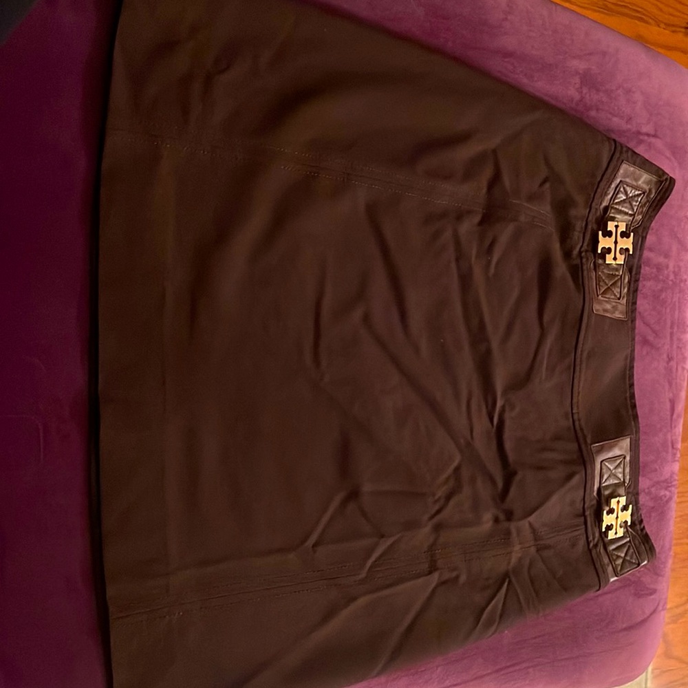 Mini Tory Burch skirt ~ chocolate brown ~ size 8